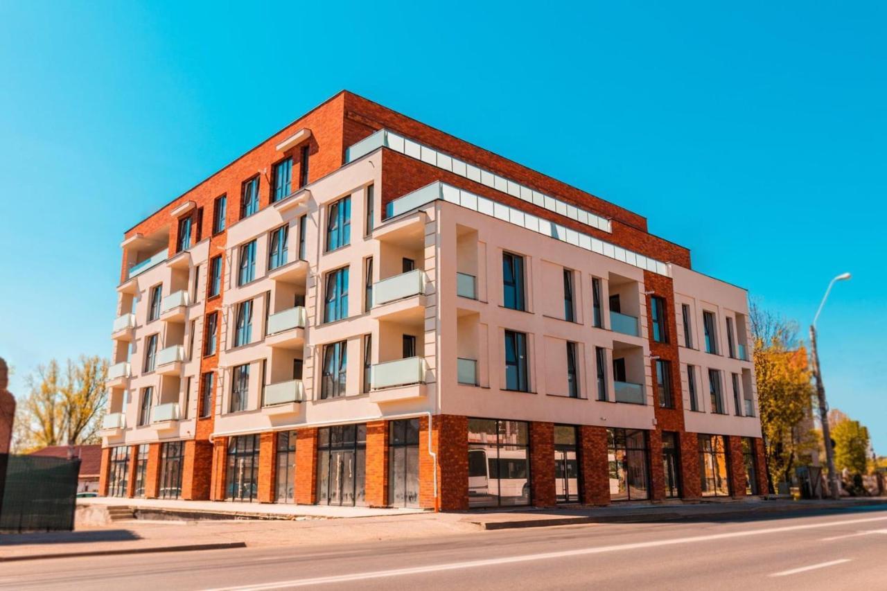 Central Residence Baia Mare Bagian luar foto