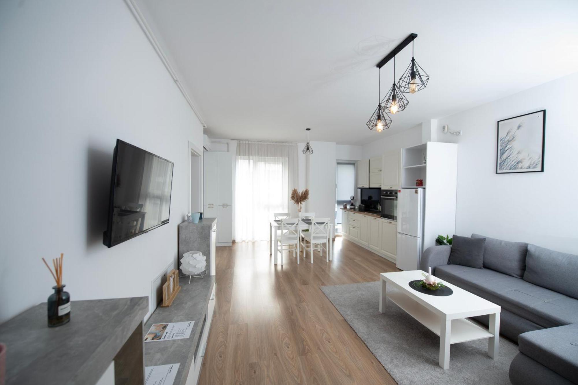 Central Residence Baia Mare Bagian luar foto